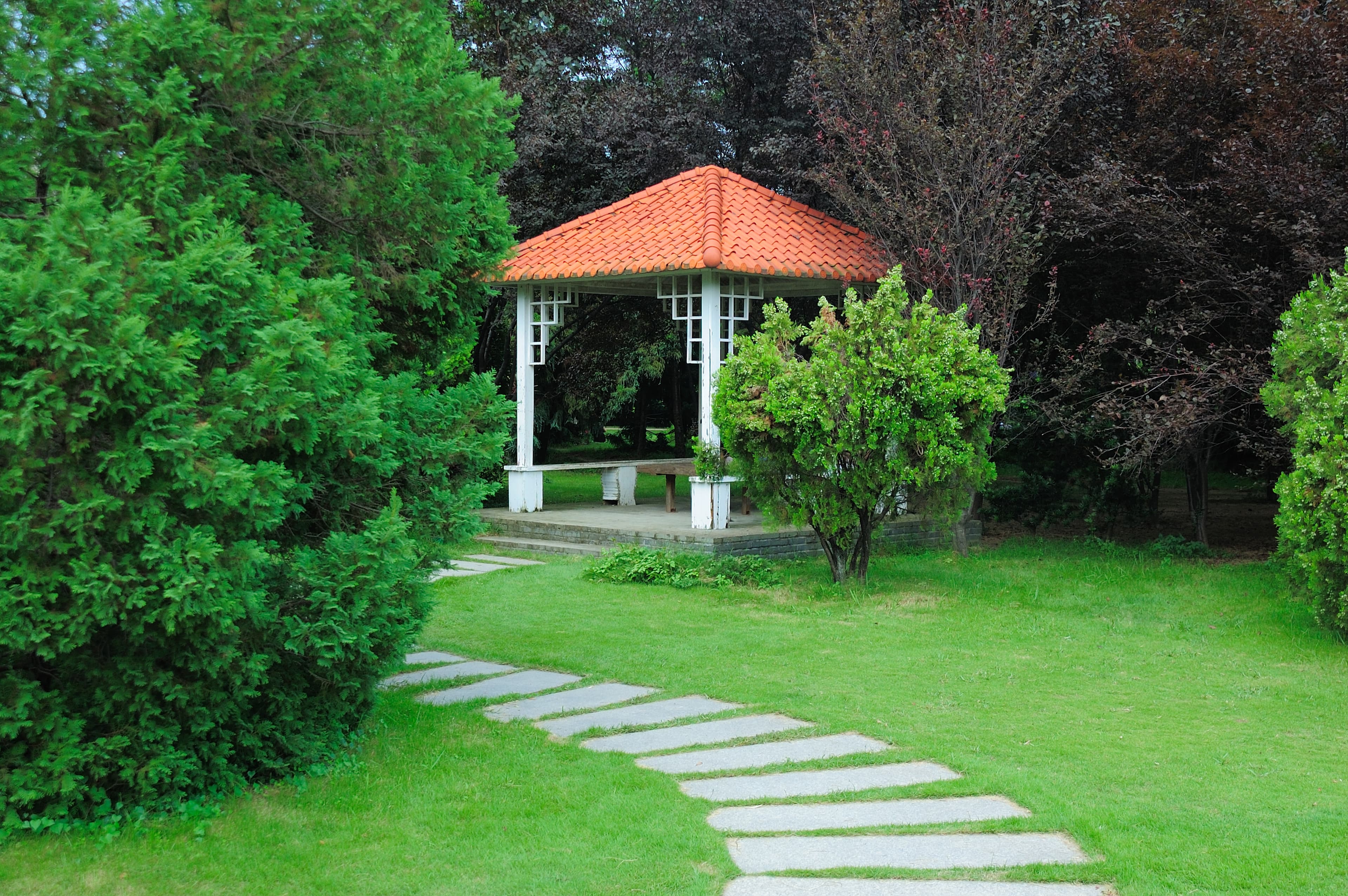 platinum esquire ulwe Gallery Image